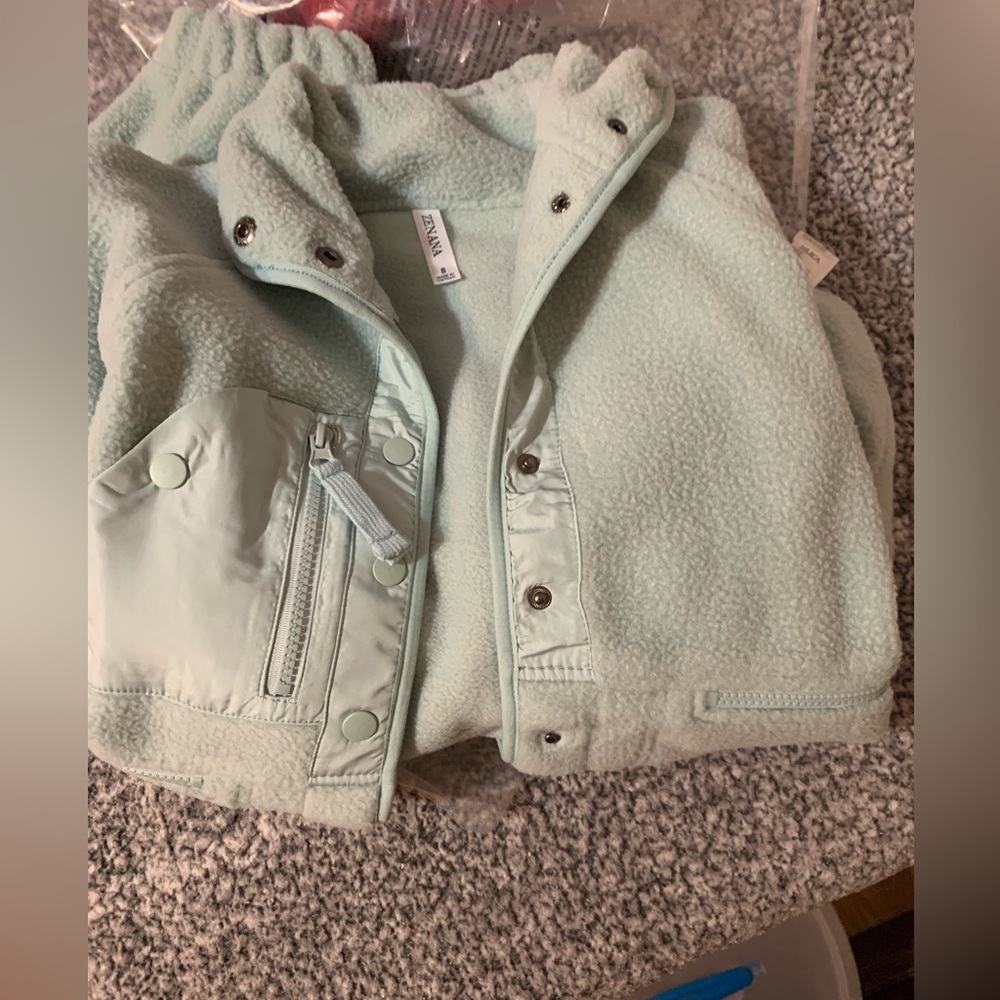 Oversized Comfy Snap Jacket - Picture 2 of 2
